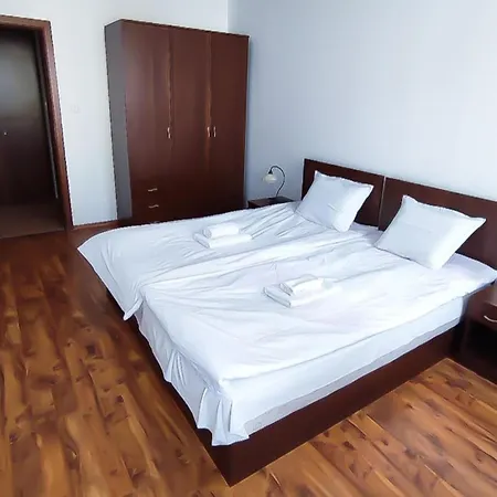 In Mountain Dream Apartment *